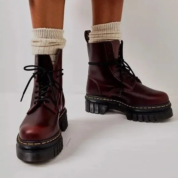 Doc Martens Burgundy Platform Martens Shoes Dr Martens  display picture 1